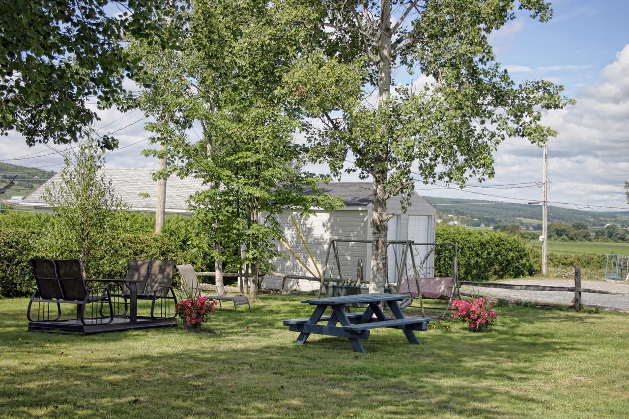 Motel Bellevue Saint-Joseph-de-Beauce Екстер'єр фото