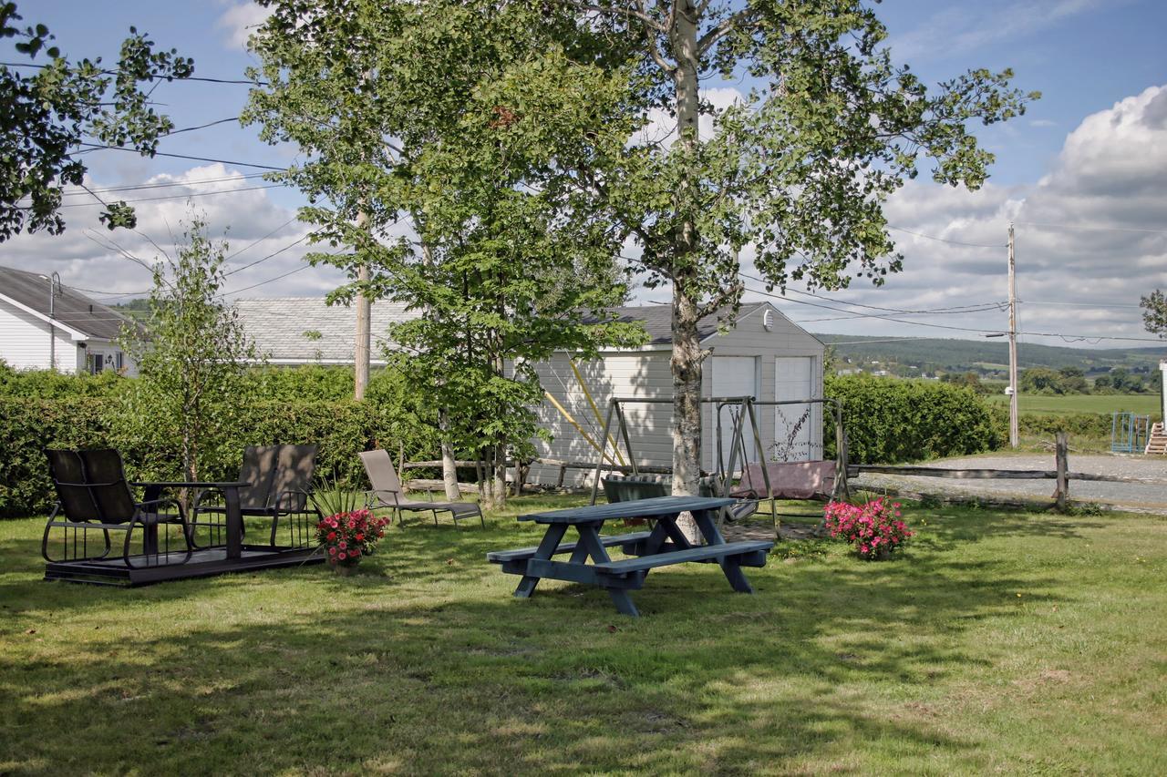 Motel Bellevue Saint-Joseph-de-Beauce Екстер'єр фото